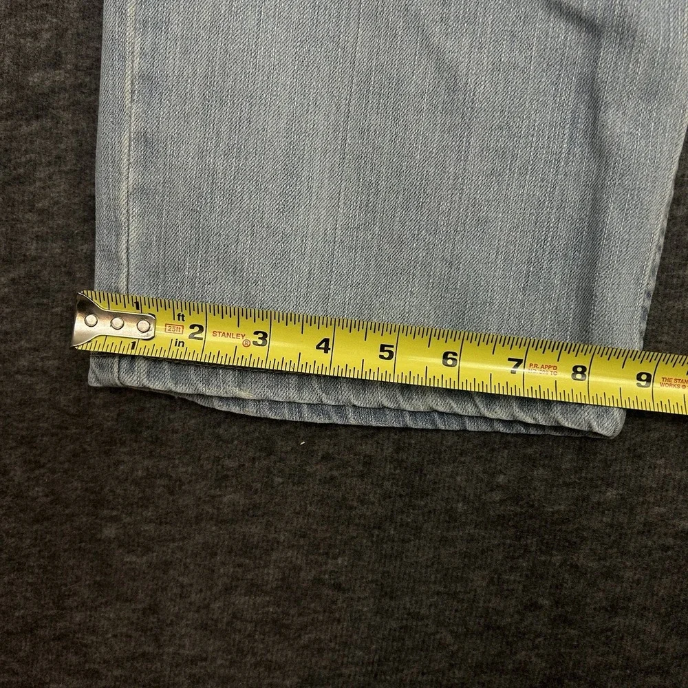 Levis measurements included
